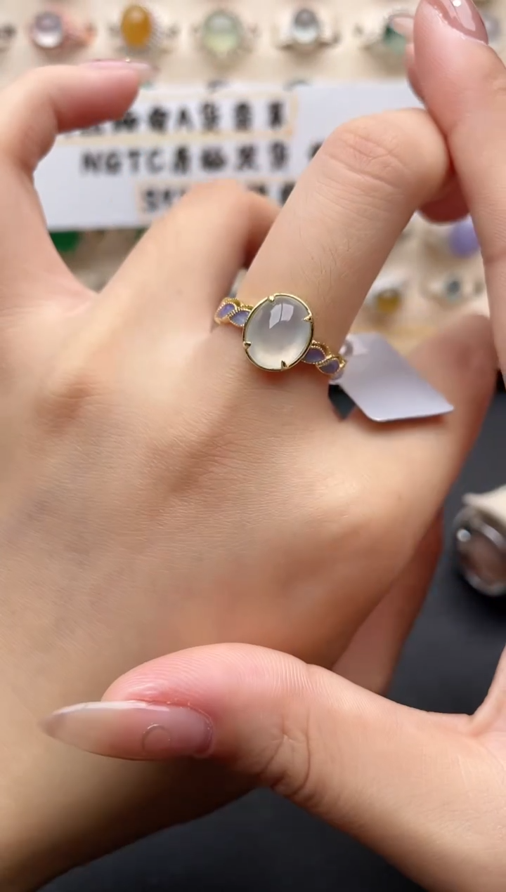 【闪购商品】翡翠戒指银S925镶嵌一物一证一礼盒