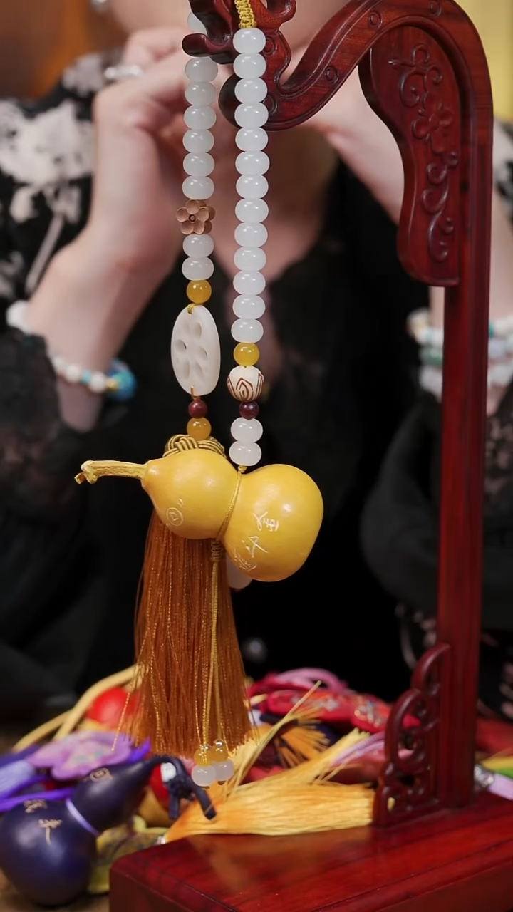 469漆艺工艺小葫芦29.9