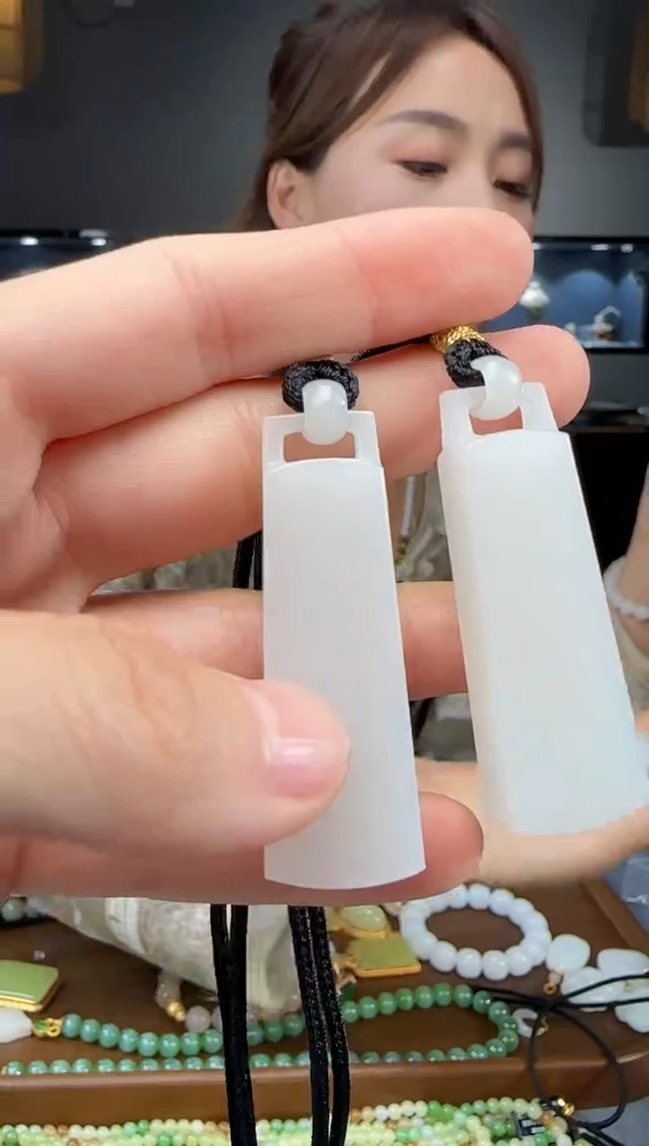 和田玉未镶嵌吊坠(不含链)多样性发货 拍一发一