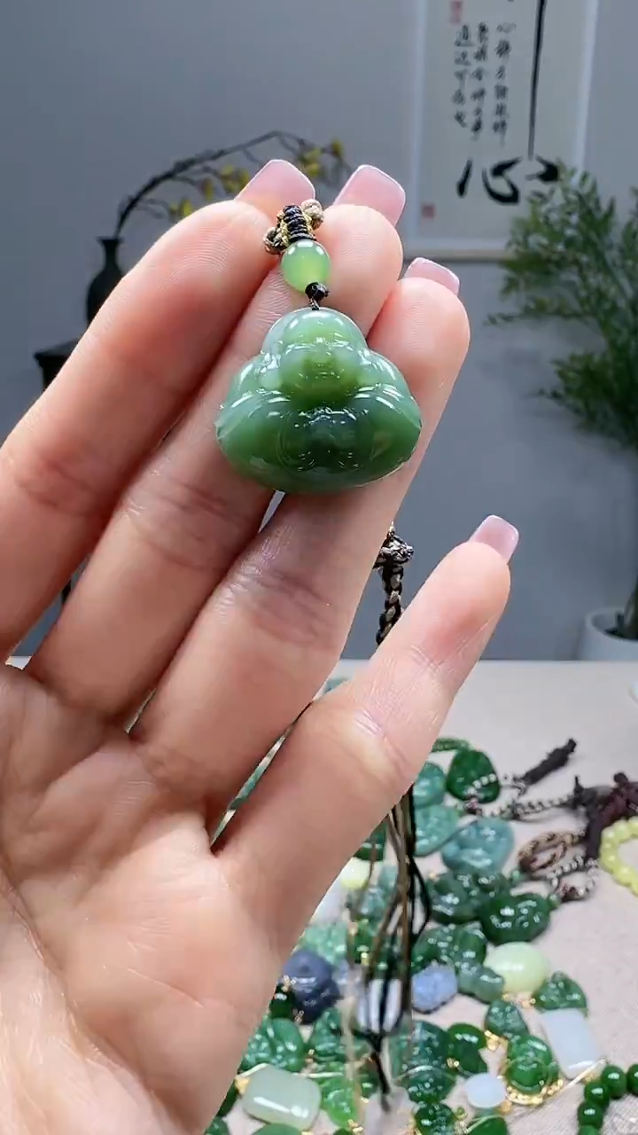 未镶嵌和田玉挂件1