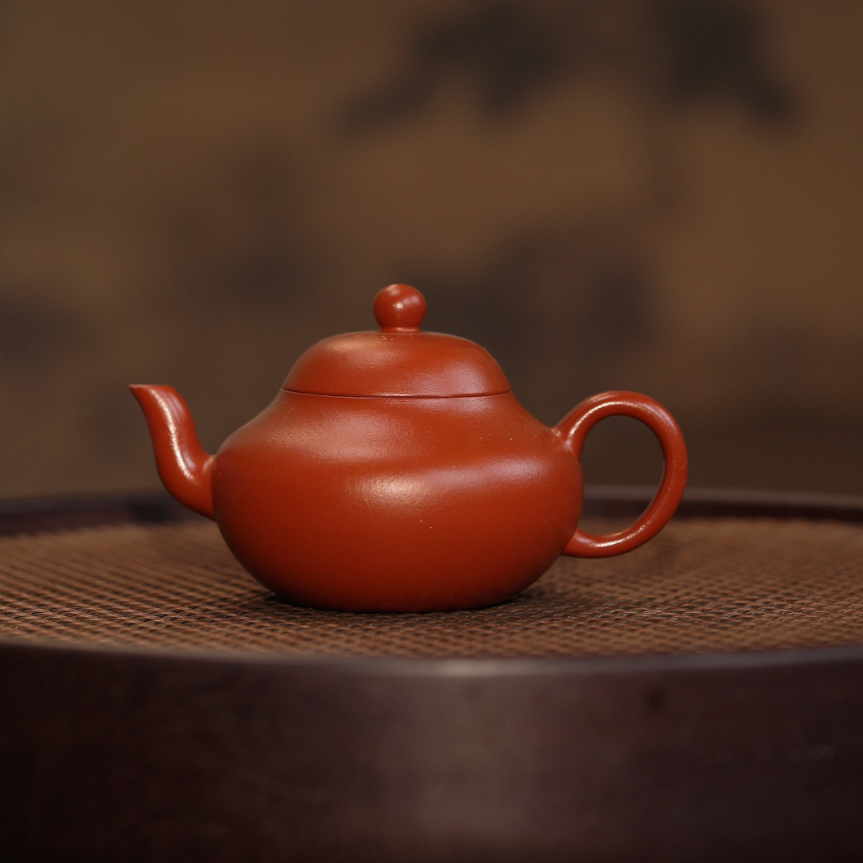 【陶研专属】 矮梨 一厂老朱泥 150cc 御品造器 紫砂壶
