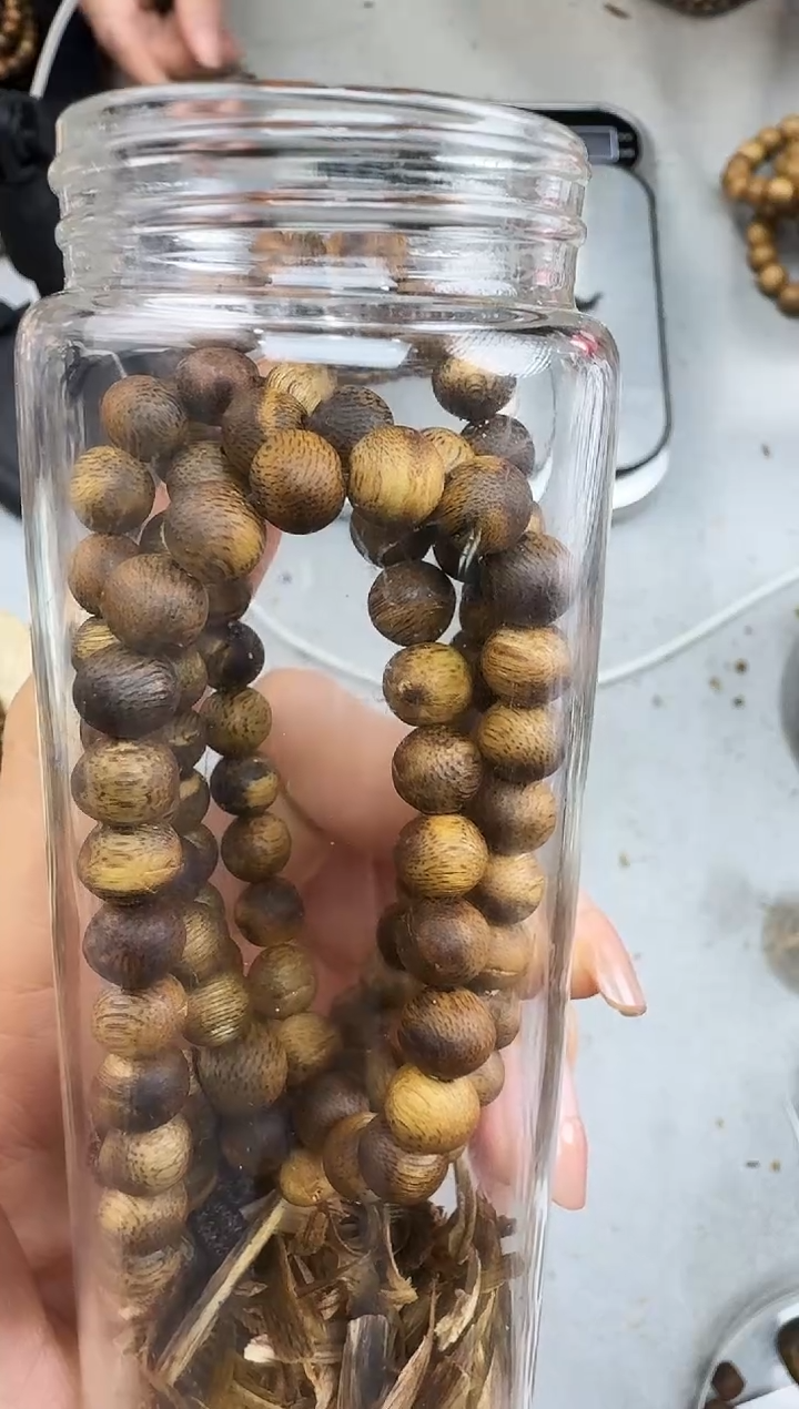 沉香沉香碎屑0714瑕疵圆多静静沉香甄选多样性发一