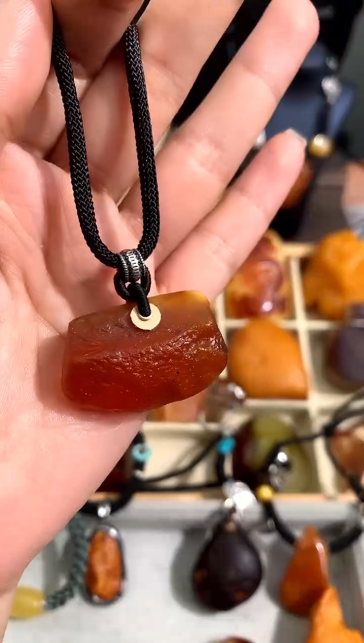 【闪购商品】蜜蜡裸石未镶嵌似玉