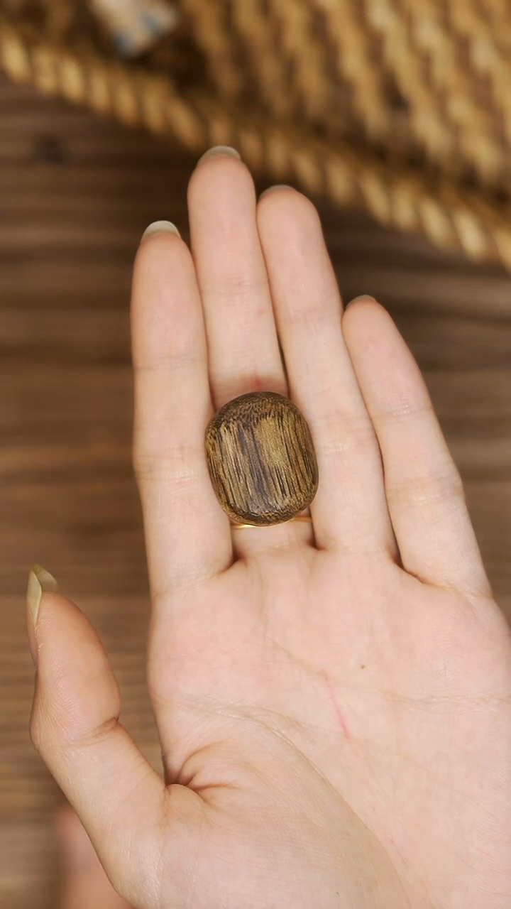 沉香沉香碎屑金沙叶牌牌2