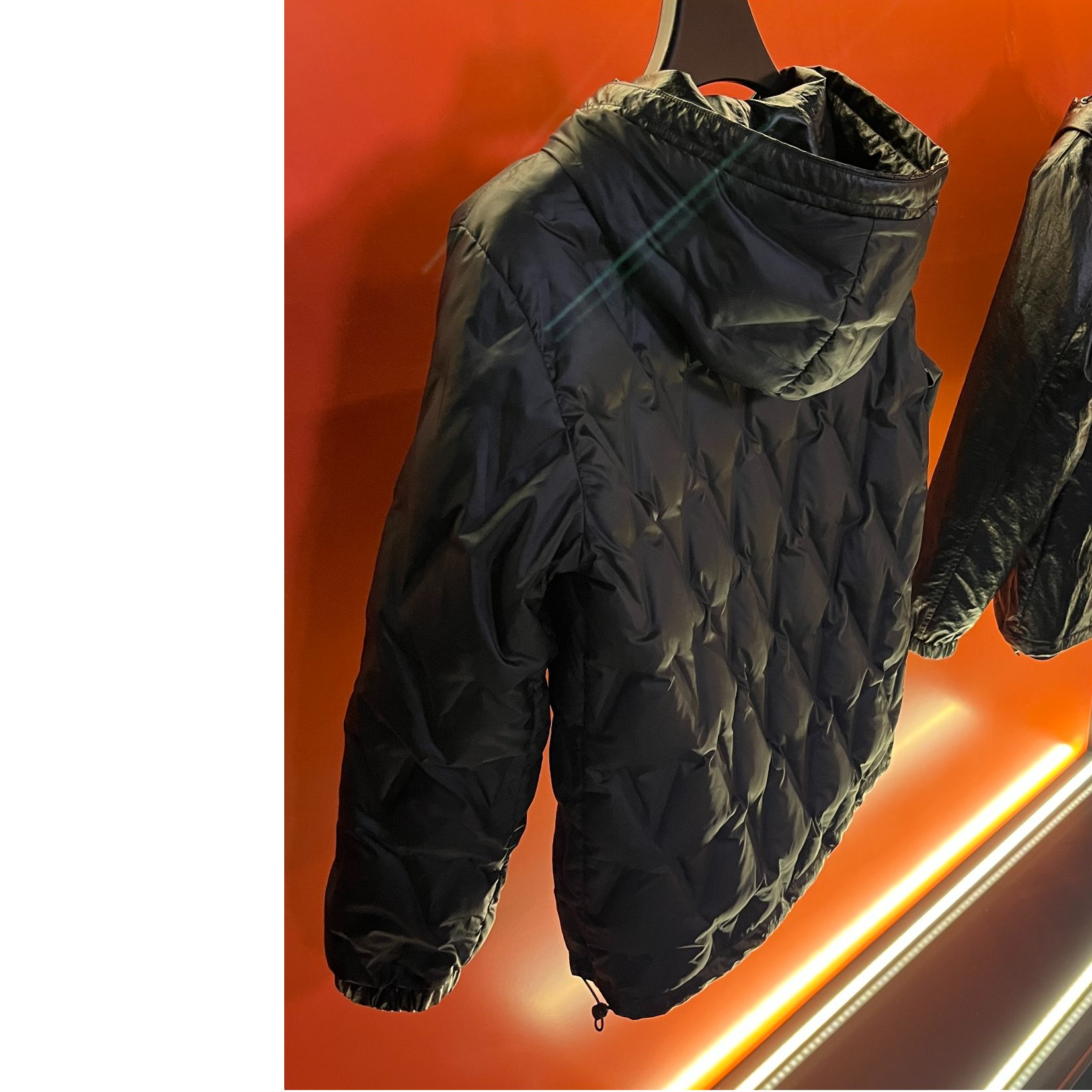 连帽外套时尚休闲百搭羽绒外套