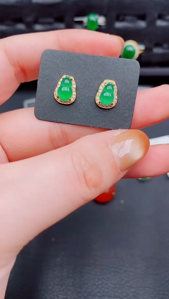 【闪购商品】翡翠耳饰银S925镶嵌天然a货翡翠282