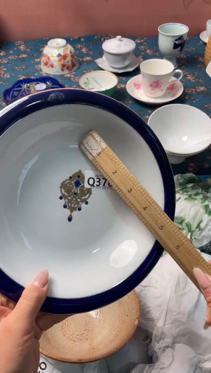 瓷片吃**对瓷器瓷器Q378