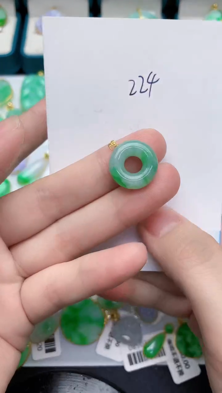 【闪购商品】翡翠颈饰18K金镶嵌000000000