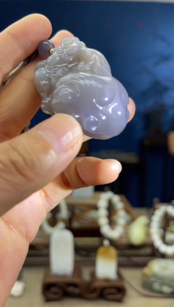 和田玉未镶嵌颈饰1