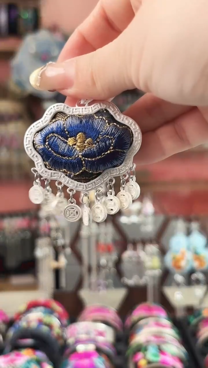 艺枝独绣手工饰品88