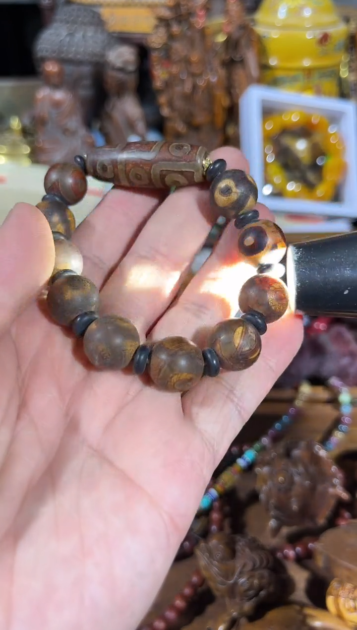 【闪购商品】滴血莲花菩提吊坠1