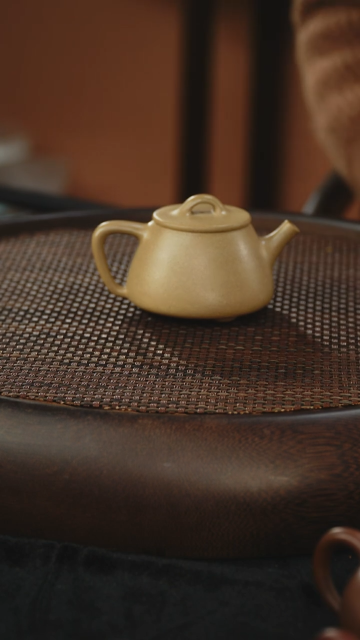 茶壶紫砂奇****记高石瓢 青段