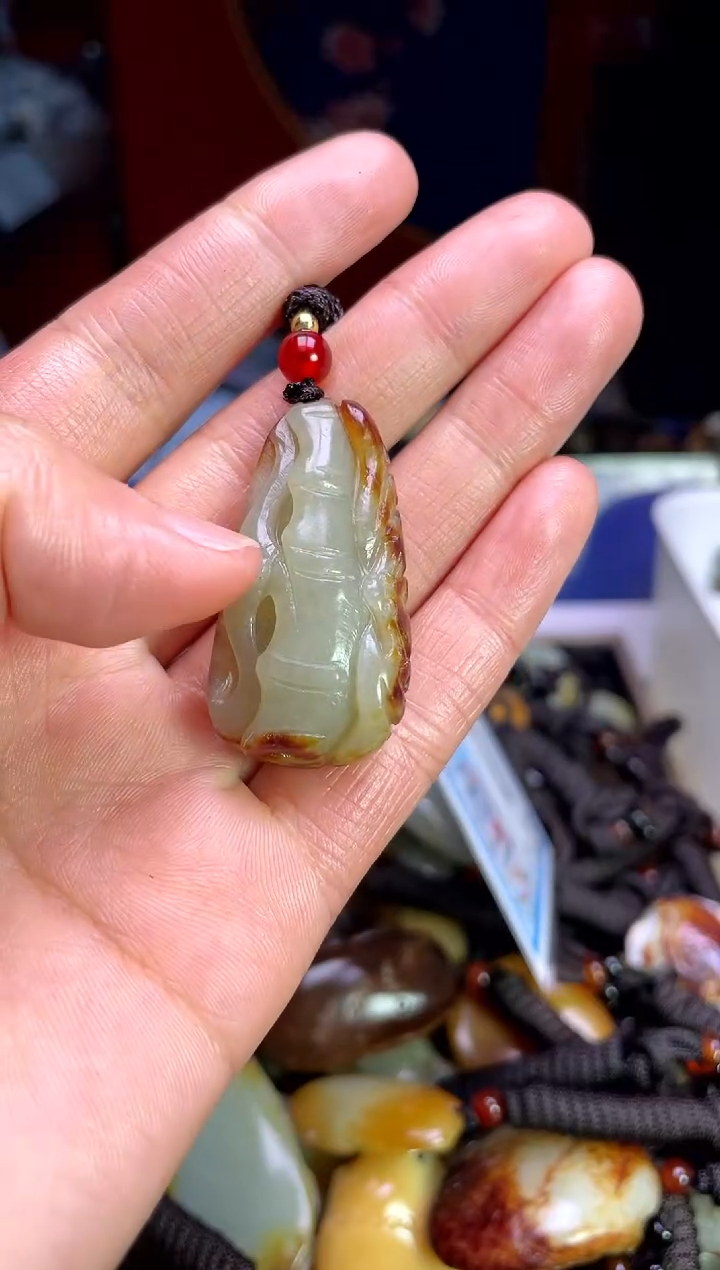 【闪购商品】和田玉颈饰未镶嵌1