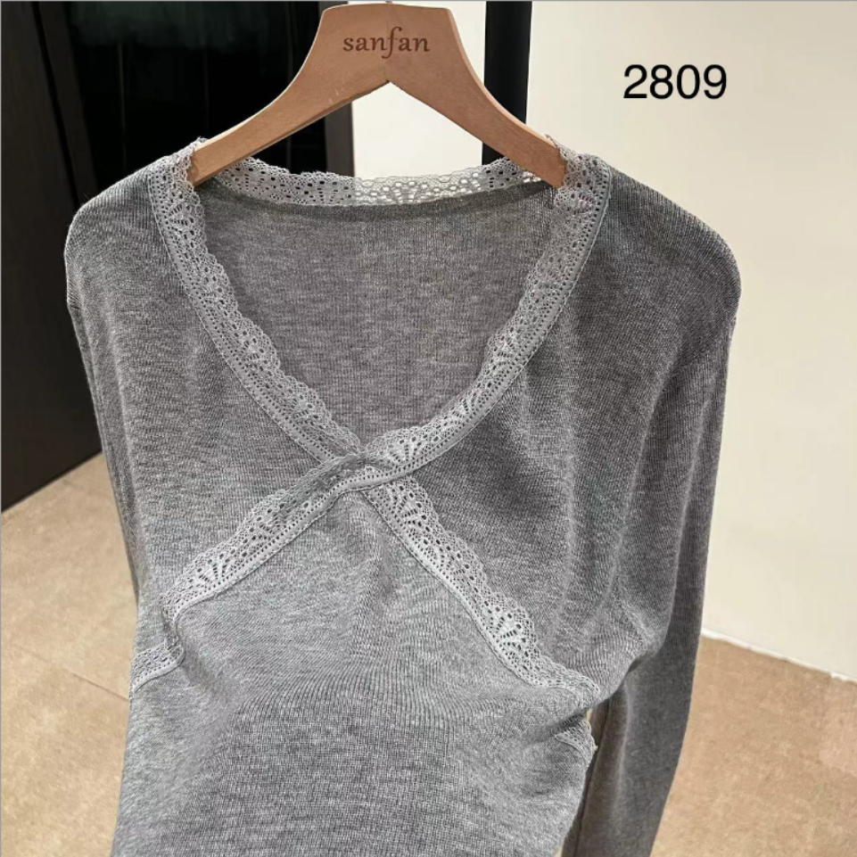 2809（部分无水洗唛，介意慎拍）SANFAN新款针织衫