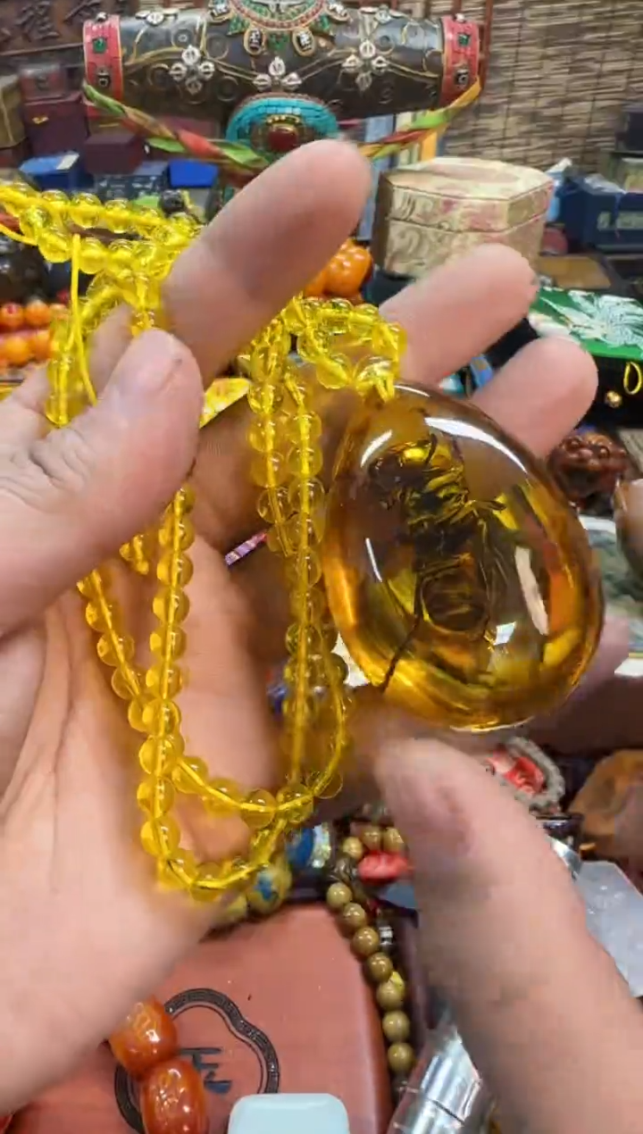 【闪购商品】蜜蜡裸石未镶嵌当天订单当天直发如图所示