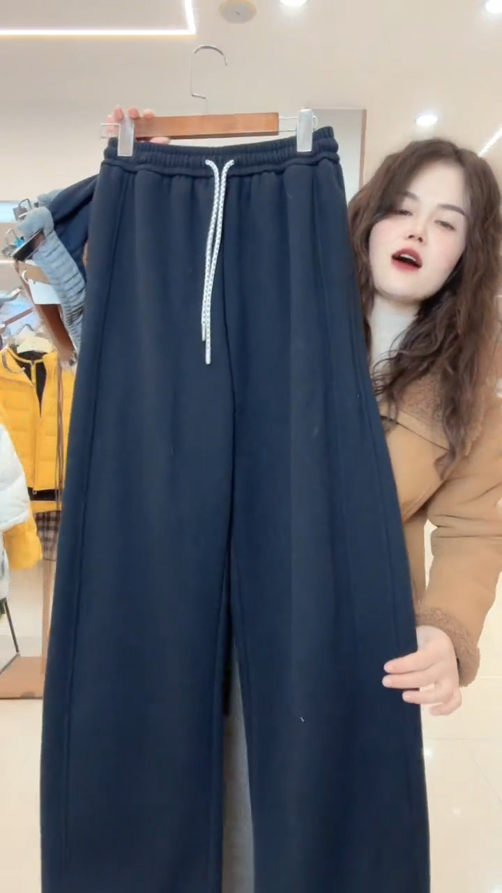 时尚休闲弯刀直筒裤