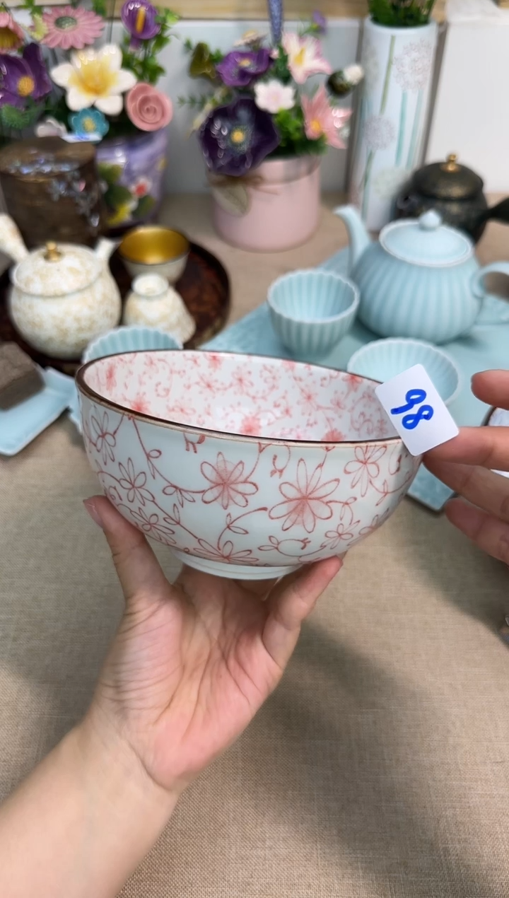 瓷片泡泡家的瓷器真好看