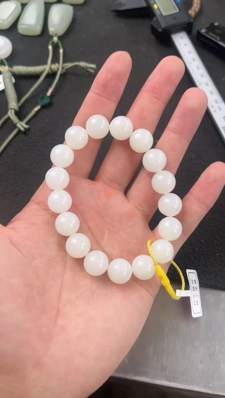 【闪购商品】和田玉手串未镶嵌且末天泰白玉手串卡12mm微色差