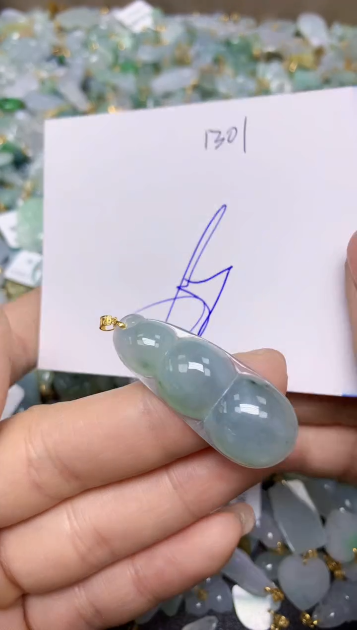 【闪购商品】翡翠挂件18K金镶嵌 天然翡翠A货