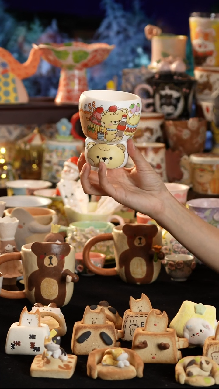 摆件陶景德镇釉下彩手绘设计师款陶瓷