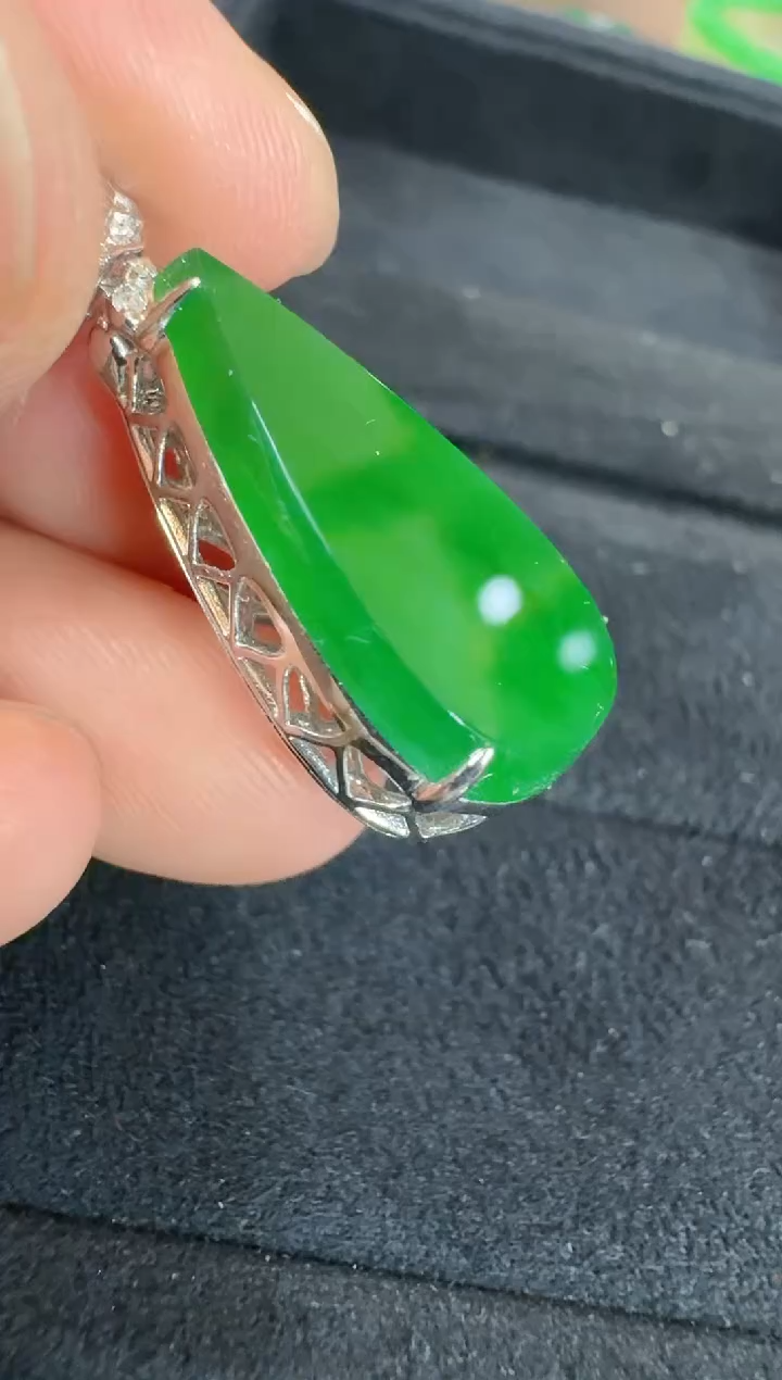 【闪购商品】翡翠吊坠(不含链)18K金镶嵌多样性团购发一件