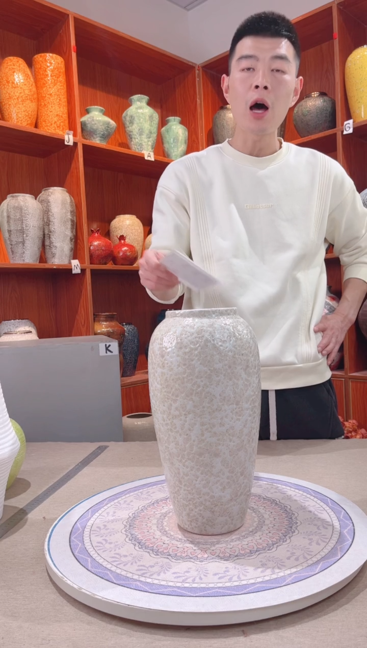 【闪购商品】瓶茶白大号 陶瓷花瓶 无花