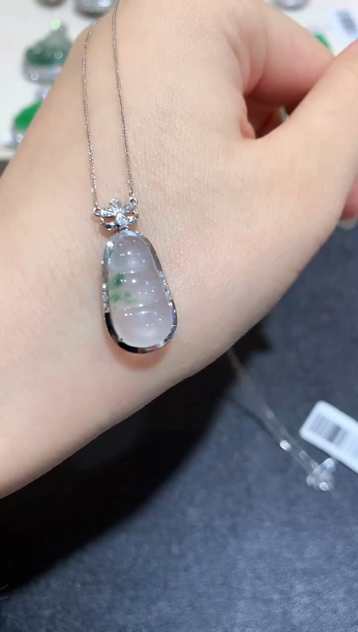 【闪购商品】翡翠颈饰18K金镶嵌C4   