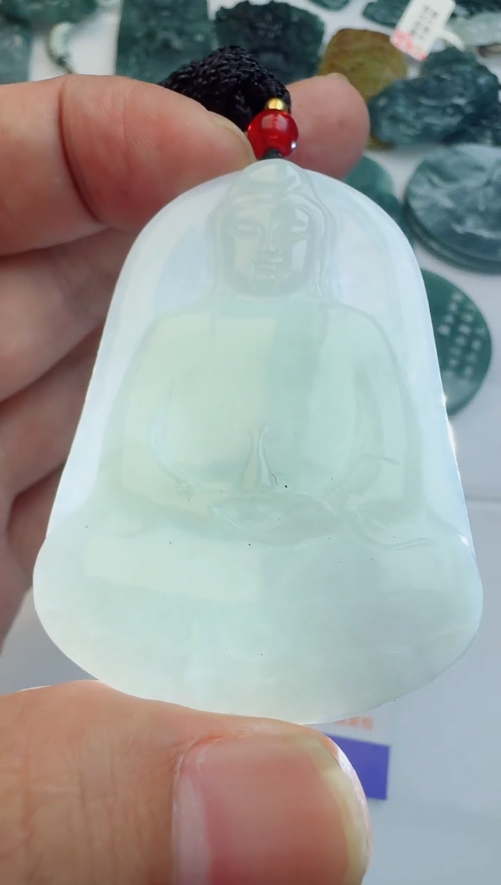 【闪购商品】翡翠颈饰未镶嵌111111111111111