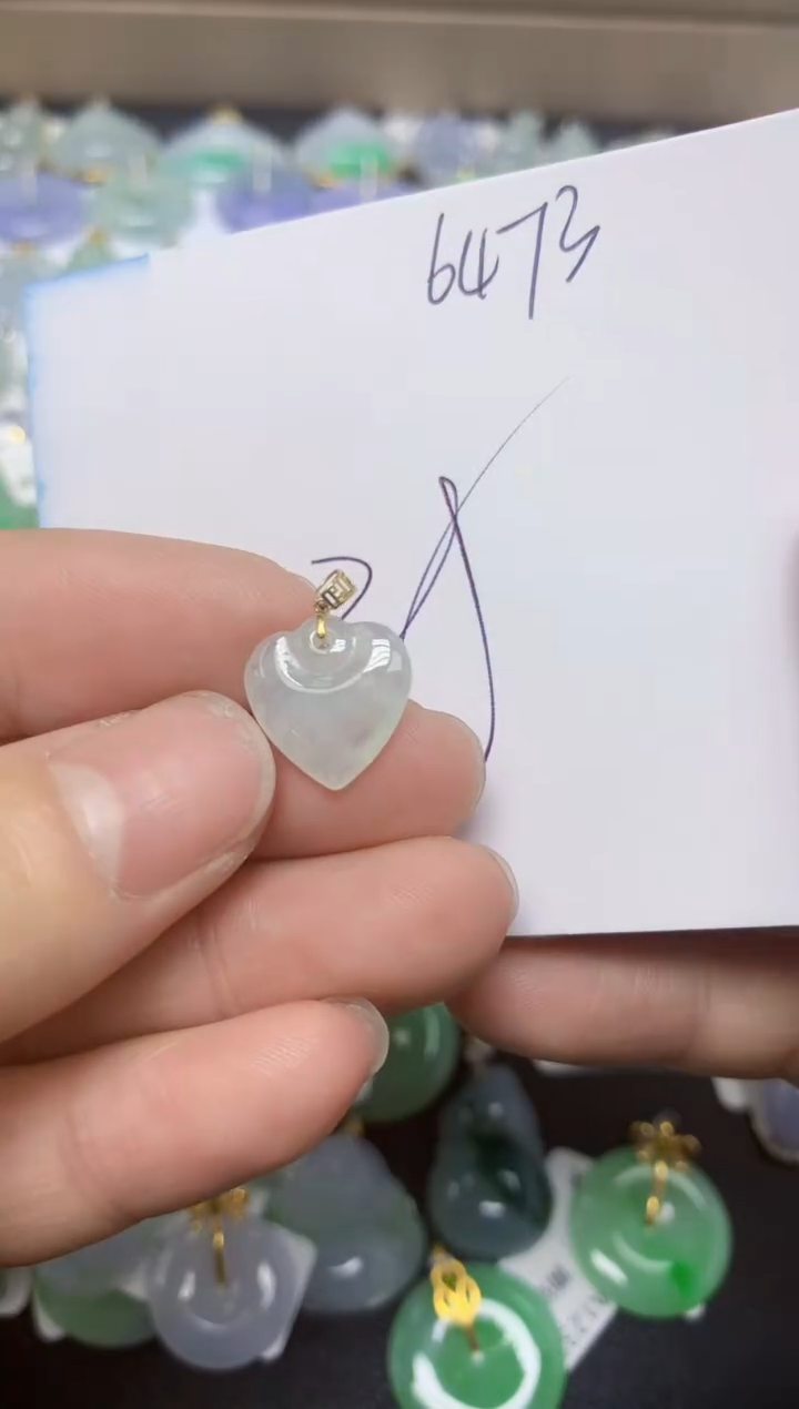 【闪购商品】翡翠18K金镶嵌挂件天然翡翠A货