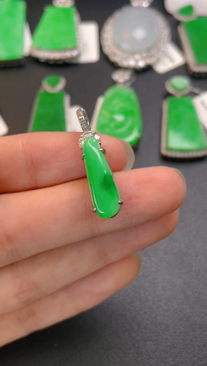 吊坠(不含链)银S925镶嵌翡翠吊坠