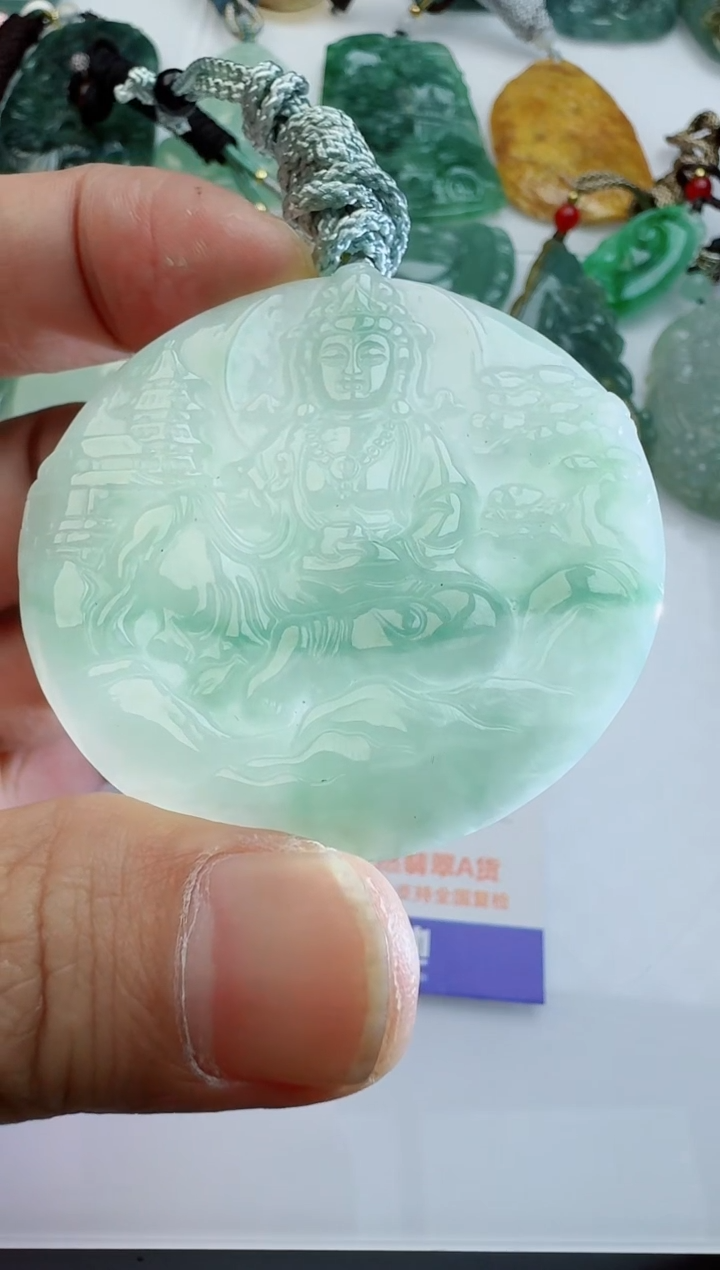 【闪购商品】翡翠吊坠(不含链)未镶嵌多样性随机发其一