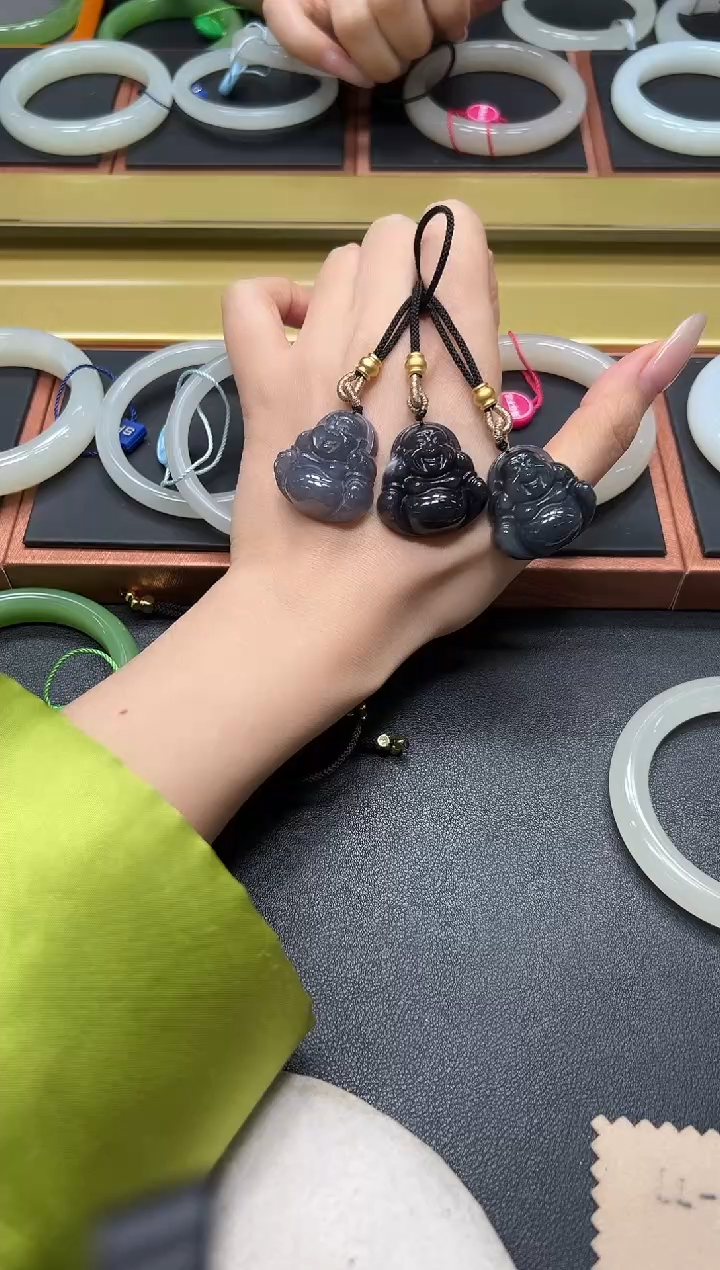 颈饰未镶嵌和田玉烟紫佛公吊坠绑绳多样性发一/有瑕29*29*11