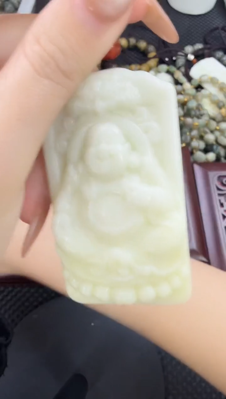 合金颈饰蓝田玉（蛇纹石化大理石玉）蓝田玉 佛公 