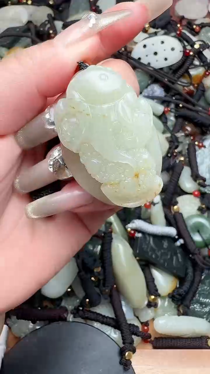 【闪购商品】和田玉颈饰未镶嵌1