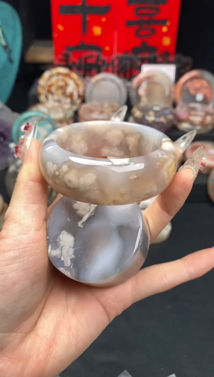 【闪购商品】石英质玉手镯（圆镯）未镶嵌55