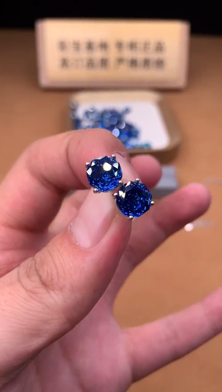 银S925镶嵌托帕石耳饰2222