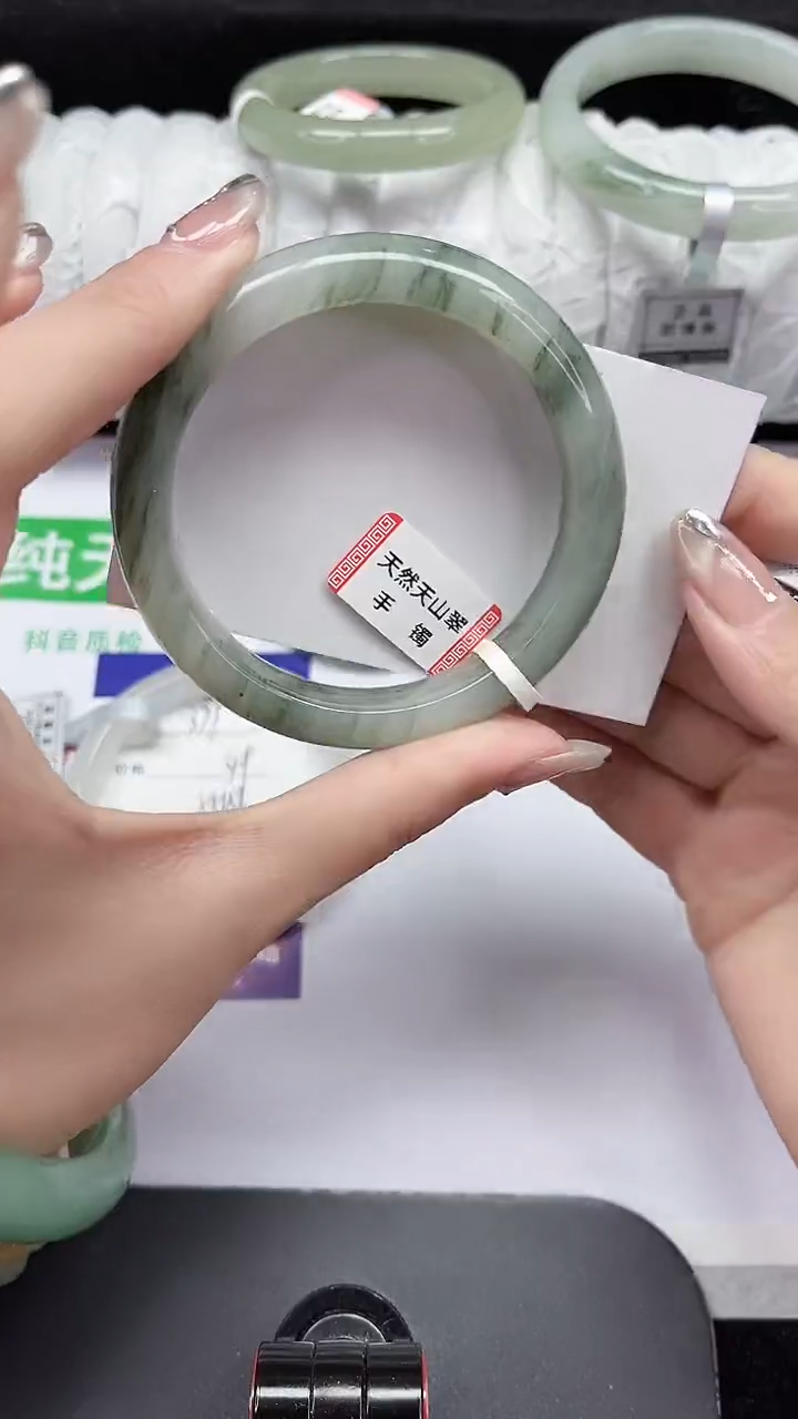 未镶嵌手镯石英质玉371-56/57