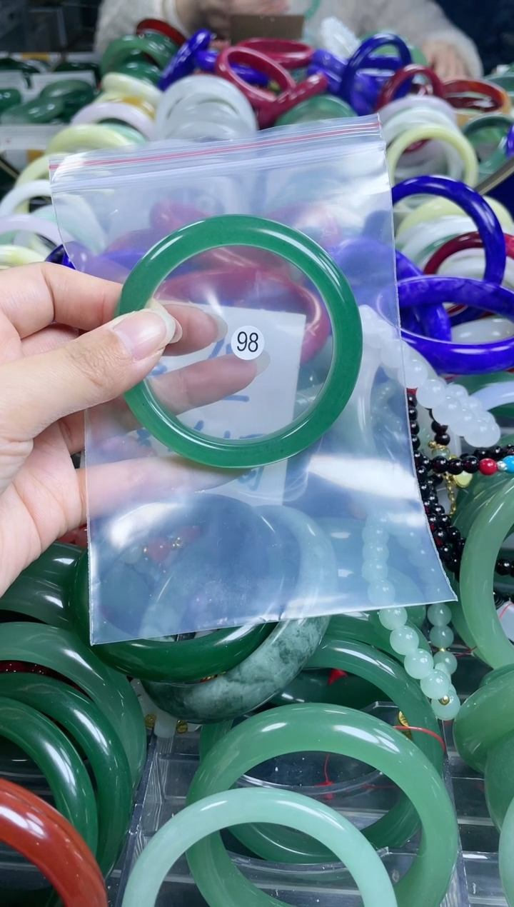 【闪购商品】石英质玉发饰未镶嵌56