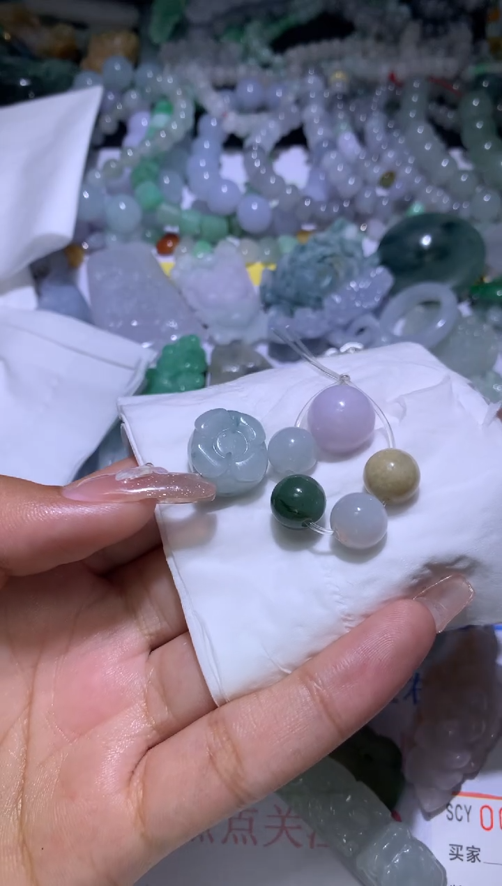 【闪购商品】定制翡翠未镶嵌CXX004185