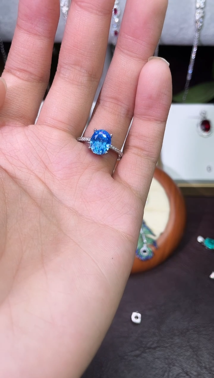 合金合成钻石蓝宝戒指