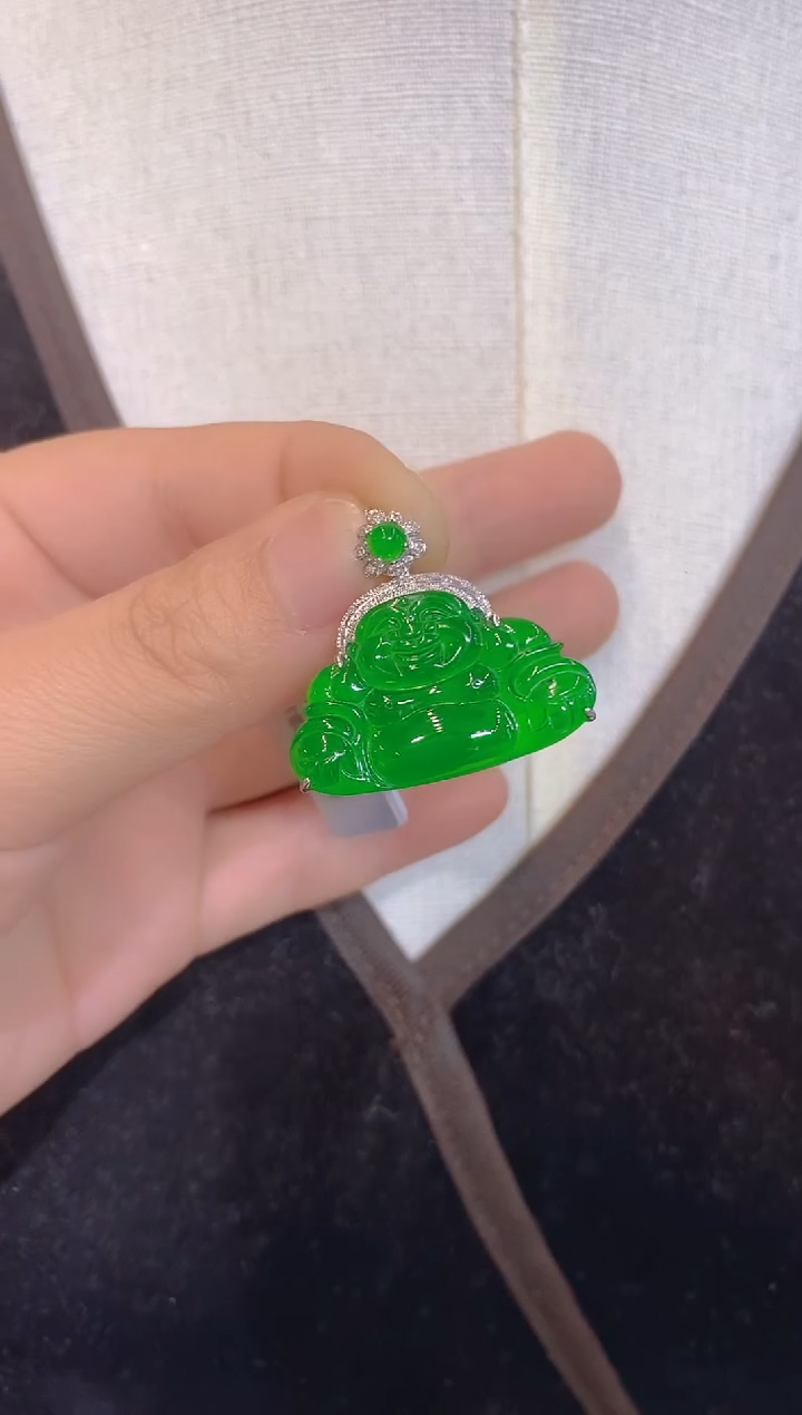 【闪购商品】翡翠吊坠(赠链)18K金镶嵌062    