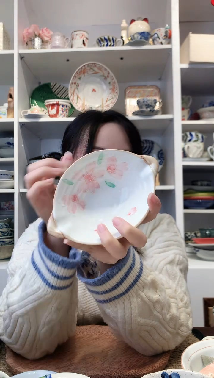 陶瓷【微瑕】手绘粉花双耳椭圆小钵