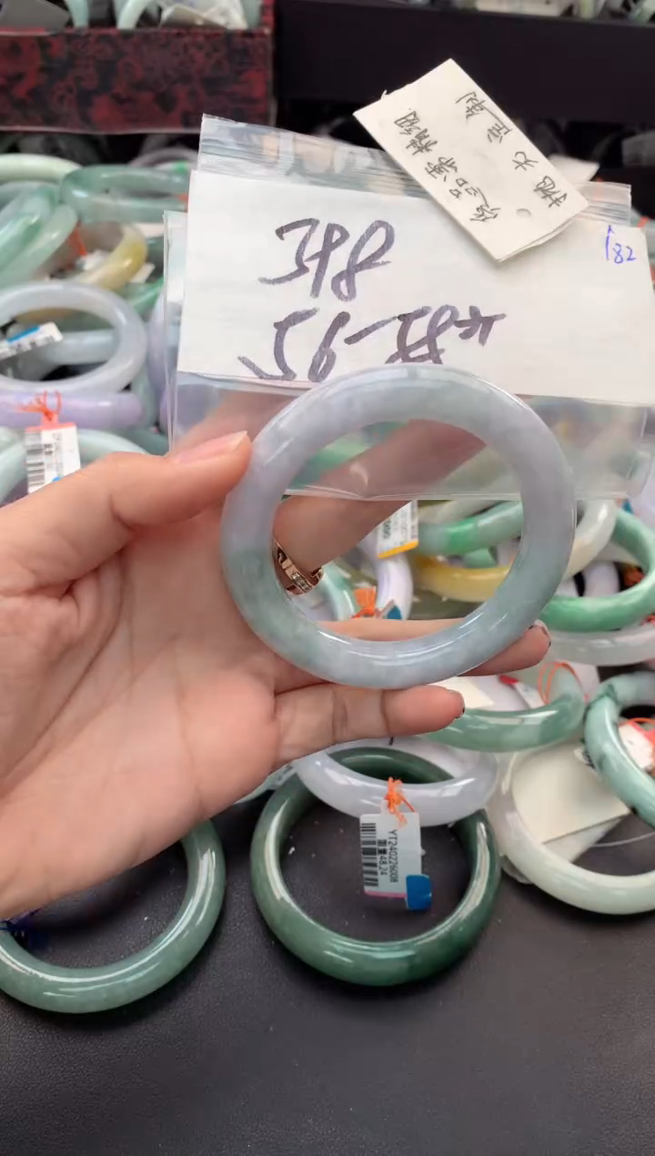 【闪购商品】定制翡翠未镶嵌毛货需精细抛光+多人