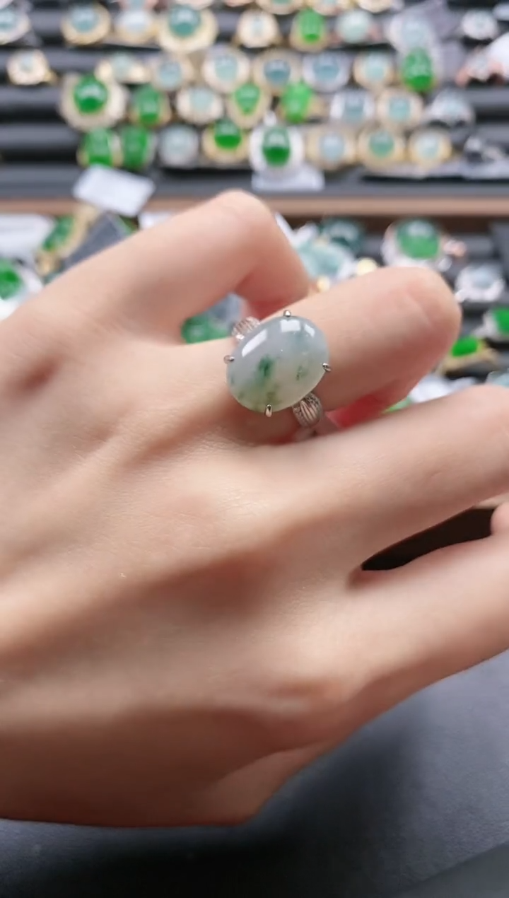 【闪购商品】翡翠戒指银S925镶嵌51511
