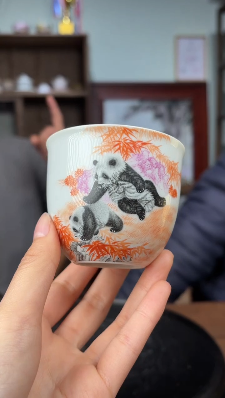 【闪购商品】杯子G42【人间瓷画】《石红春》