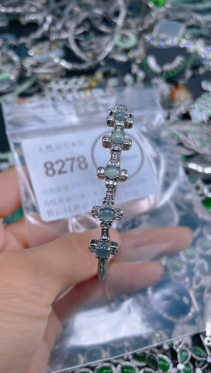 颈饰未镶嵌翡翠8278