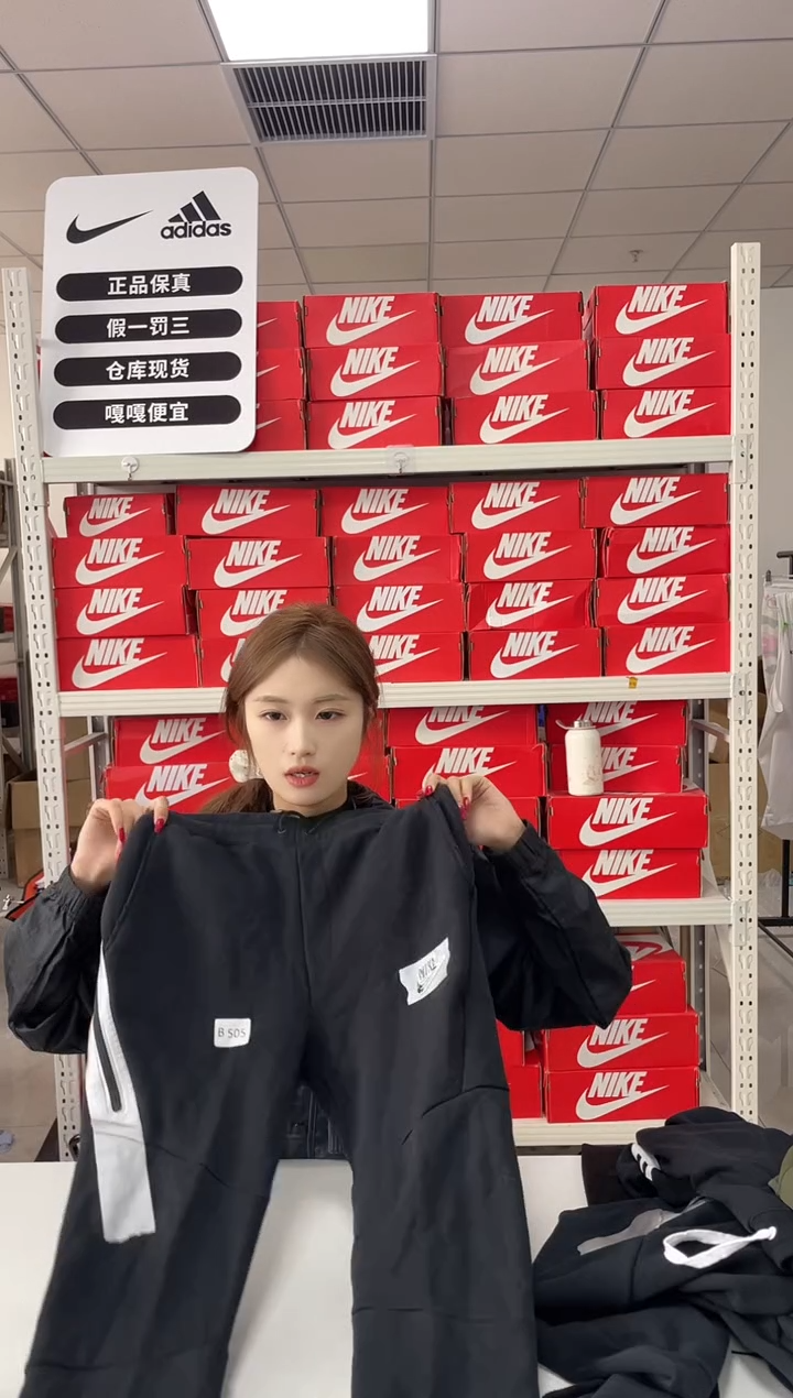 编码505闪购尺码 m Nike/耐克卫衣卫裤以直播间过款为主