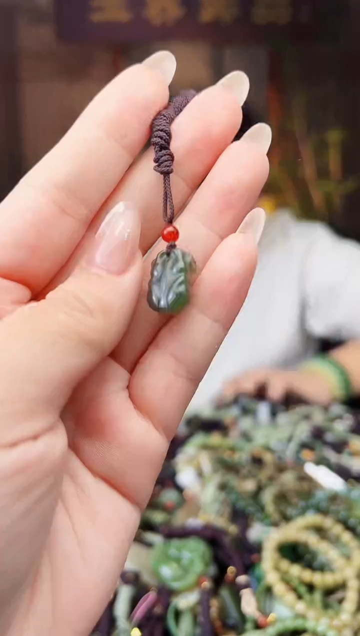 颈饰未镶嵌和田玉多样性发货拍一发一