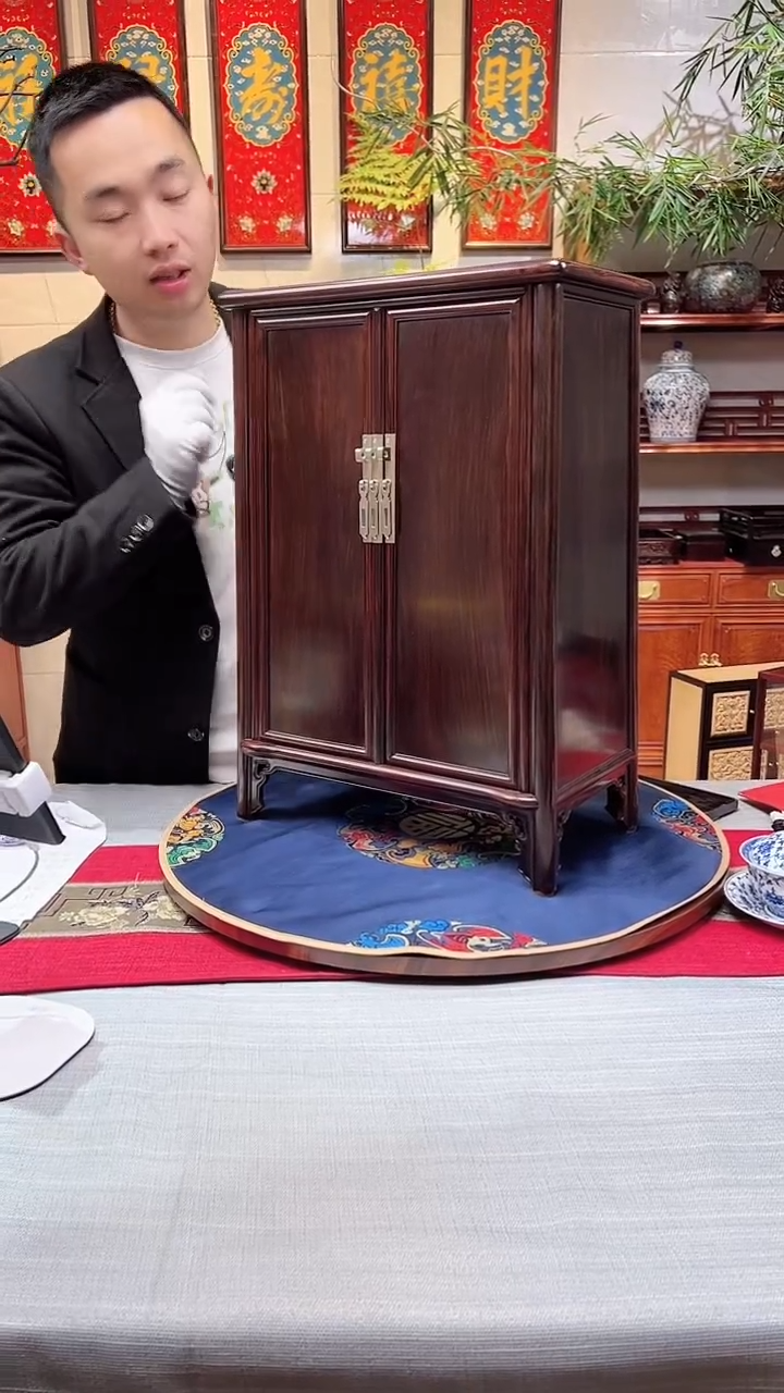 【闪购商品】红酸枝木类成套家具圆角柜