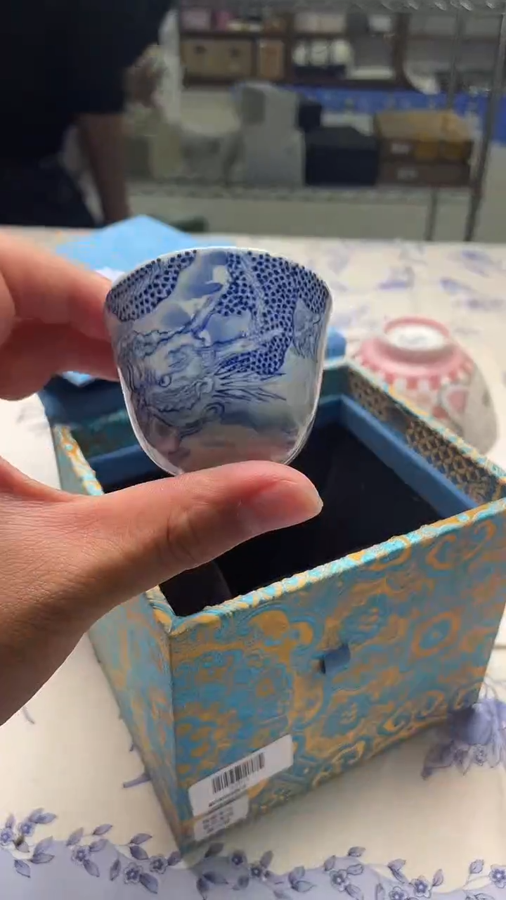 瓷片如图所示如图所示